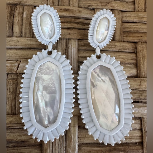 Kendra Scott Kaki Matte White & Ivory Mother of Pearl Earrings - Picture 1 of 3